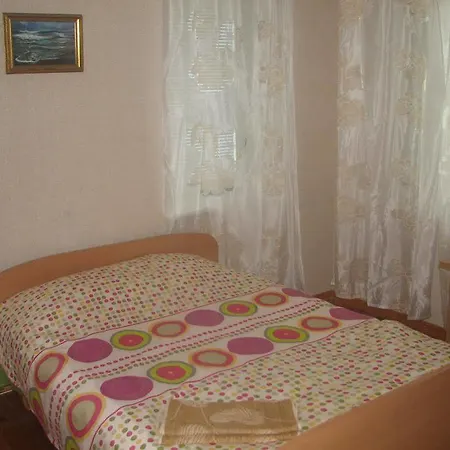 Little Amber Guest house *