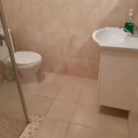 Little Amber Guest house *